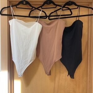 NWOT | Abercrombie & Fitch Seamless Cami Bodysuits (3 pk)